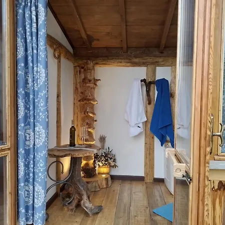 Appartement Les Fleurs D'aquilou Touraz