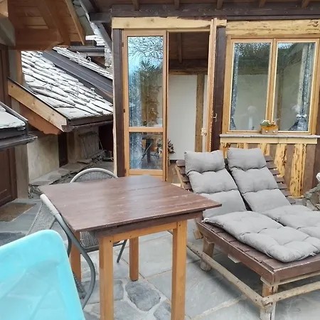 Appartement Les Fleurs D'aquilou *